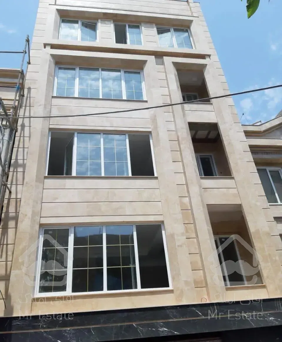 ۱۶۰ متری دوبلکس با ۶۰ متر حیاط