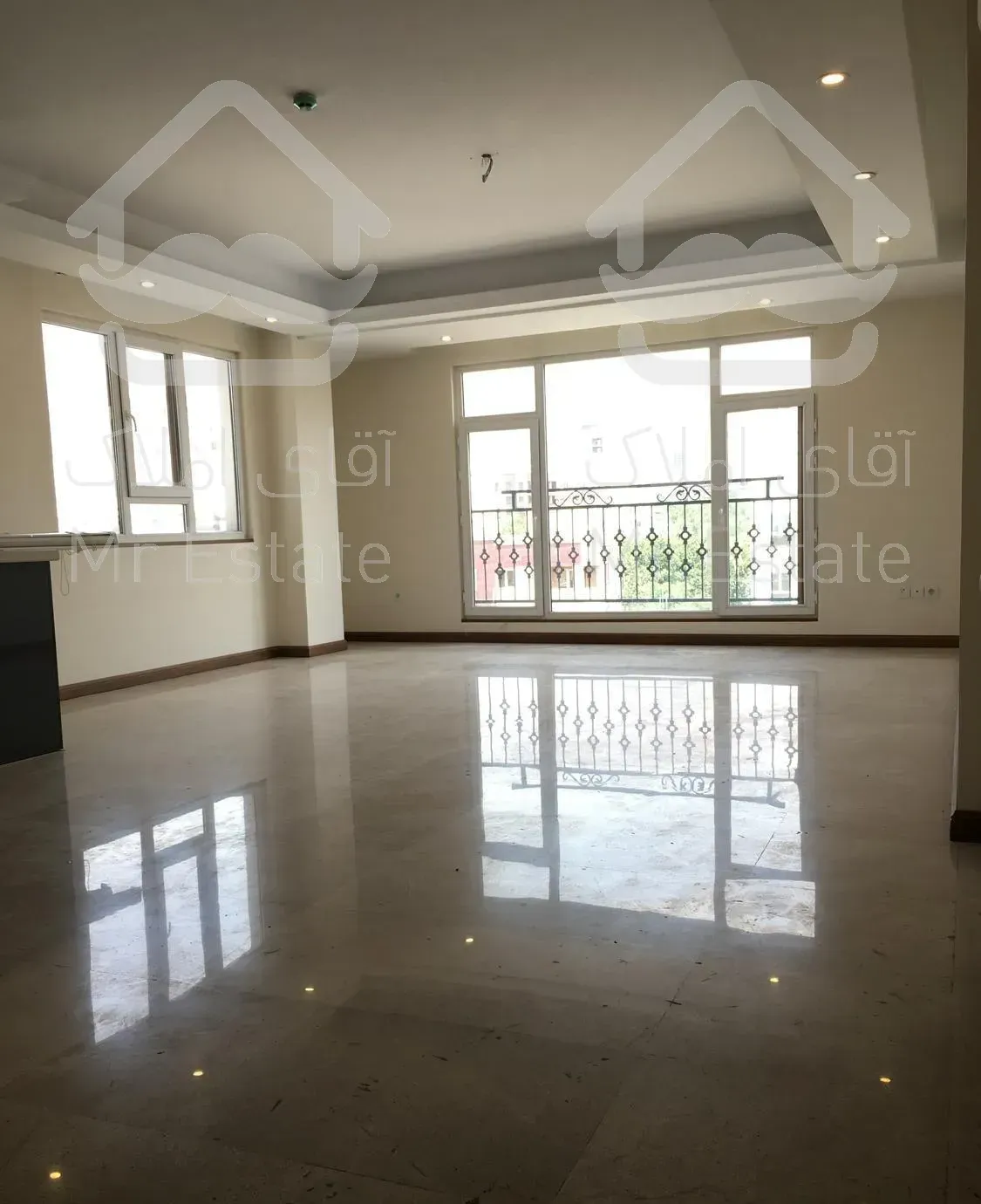 ١٤٥ متر،٣ خواب،تاپ لوکیشن ازگل