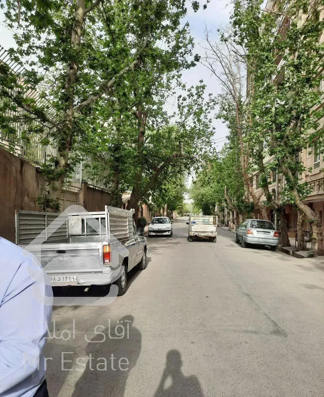 آپارتمان100متر واریانشهر رزکان ((رهن کامل))زنبق ها