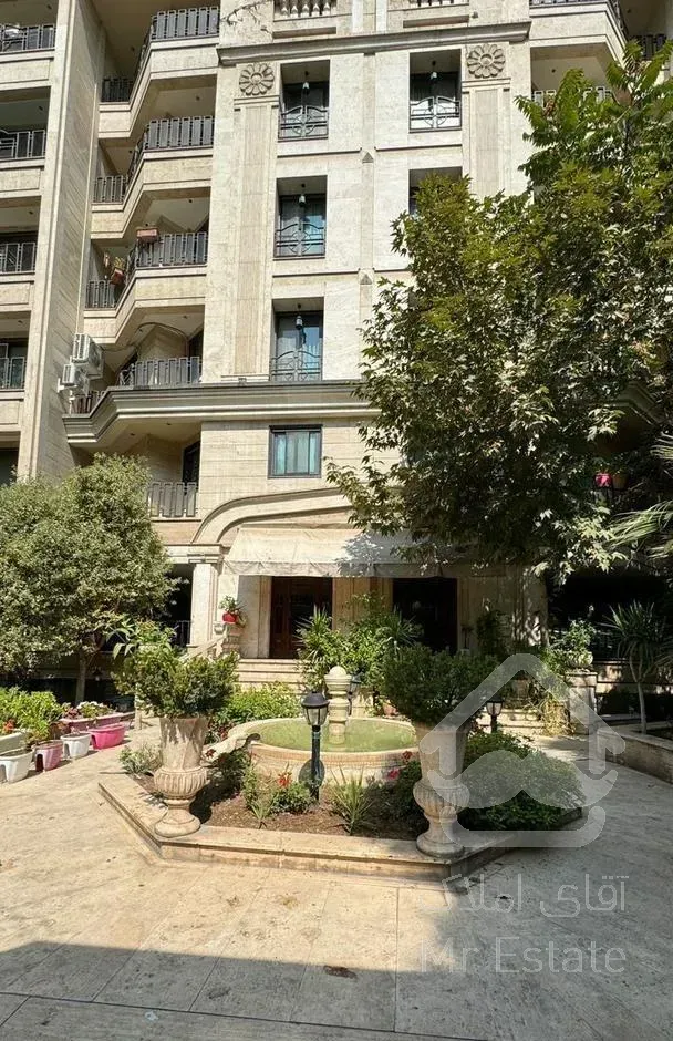 آپارتمان ۱۸۴ متری سه خوابه