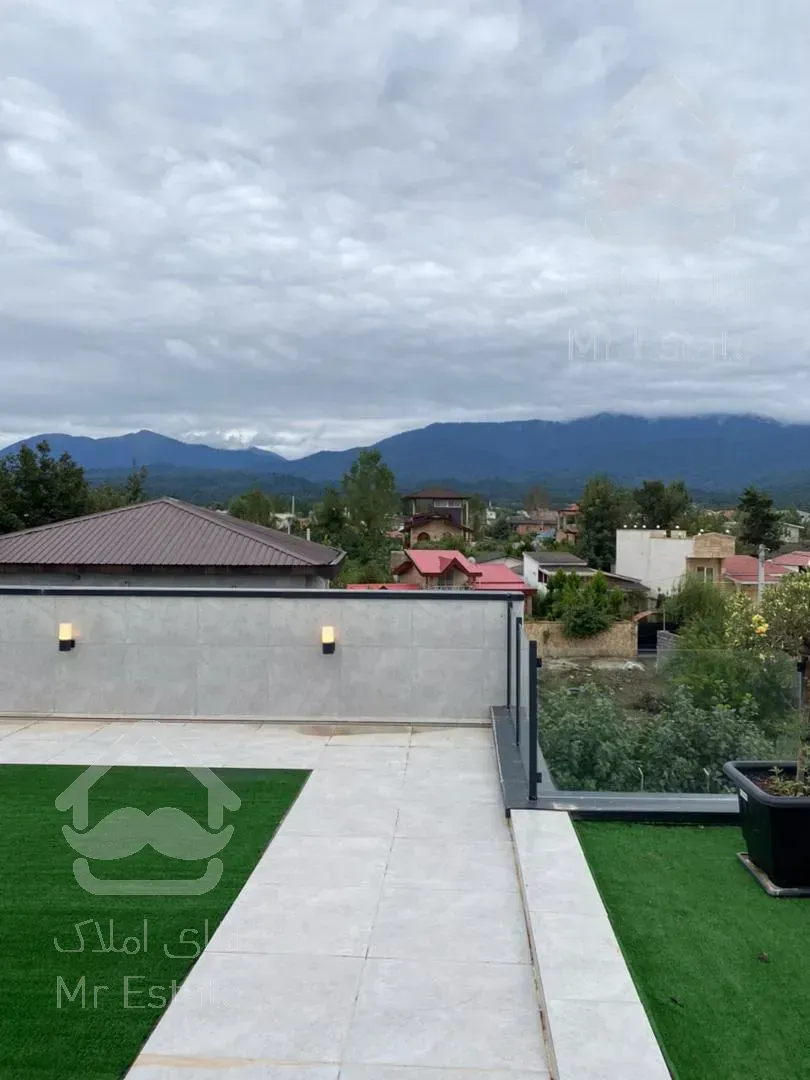 دوبلكس مدرن٣٠٠مترى دربهترين منطقه شمال ويوابدى عالى