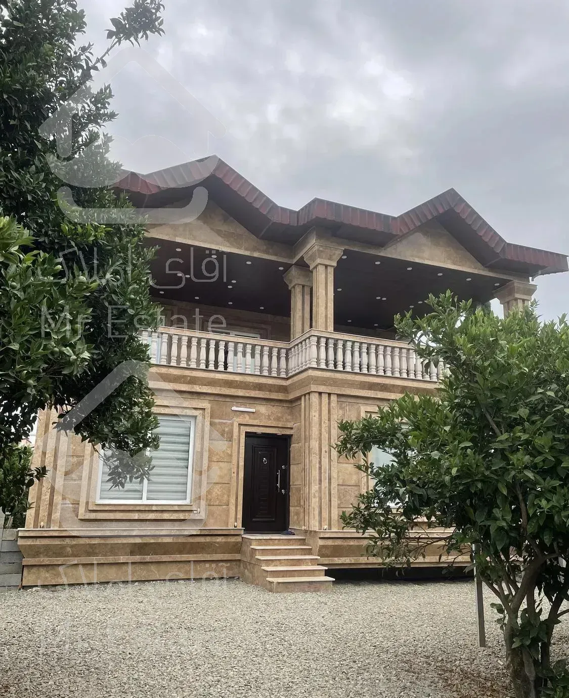 ویلا نوساز با استخر