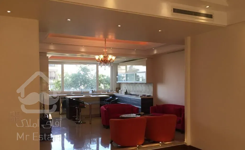 باغ فردوس ۱۷۳متر / ۲پارکینگ / ۲جهت نور شمال جنوب