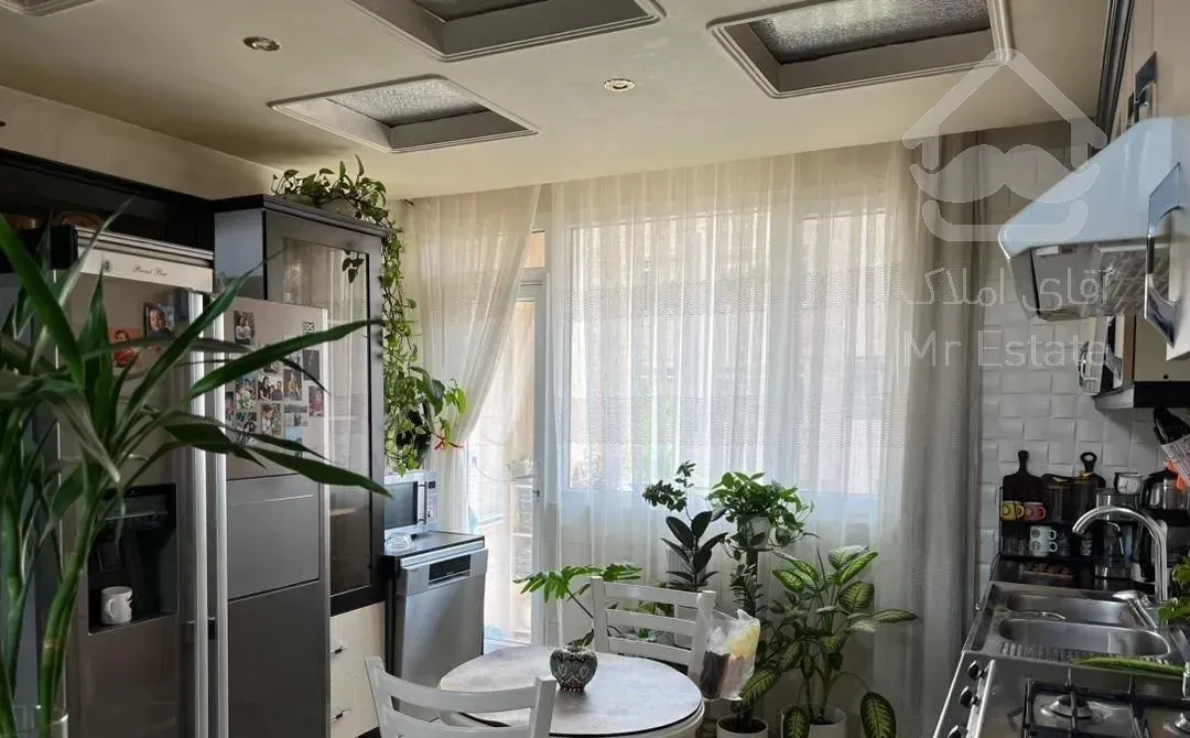 ۸۰متر/دو خواب/فول امکانات/کوچه مبینی