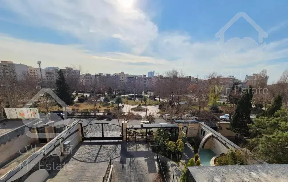 125متر آپارتمان گل منطقه رو به پارک ویو ابدی