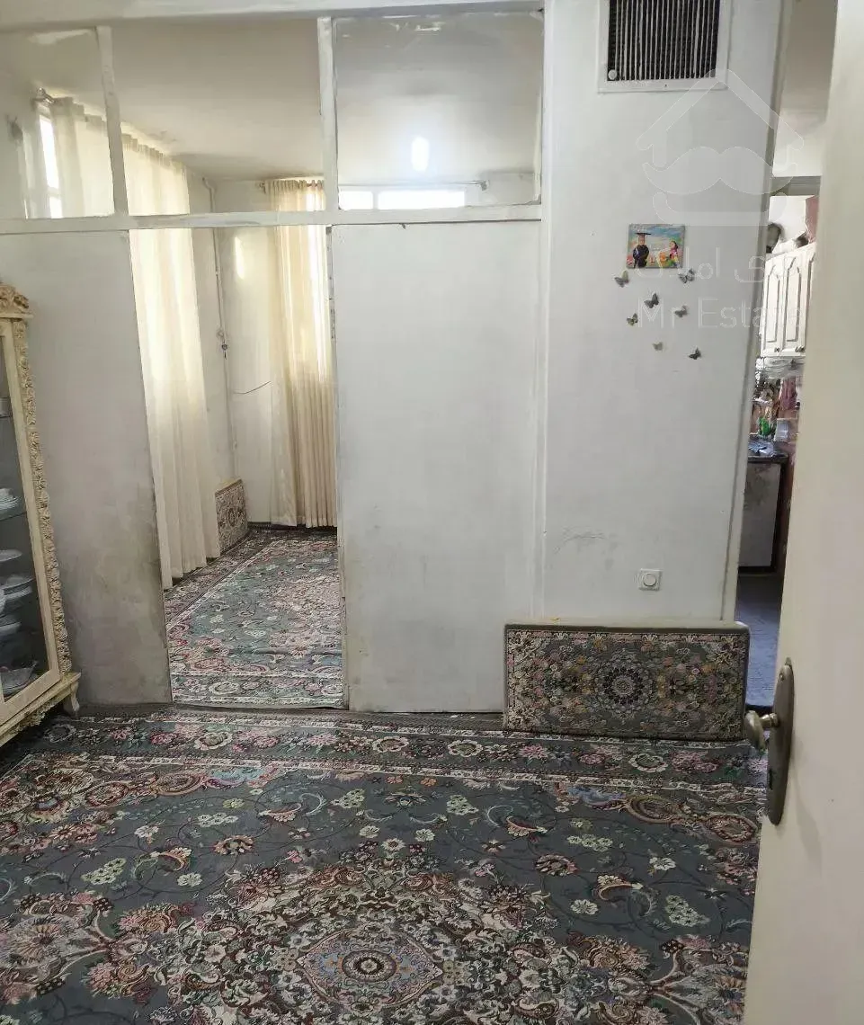 مولوی، پارچه فروشها، تخلیه، خانواده یا مجرد موجه