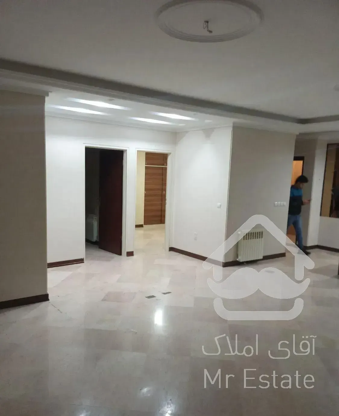 آپارتمان94متر.2خواب تک واحدی لویزان حسین آباد