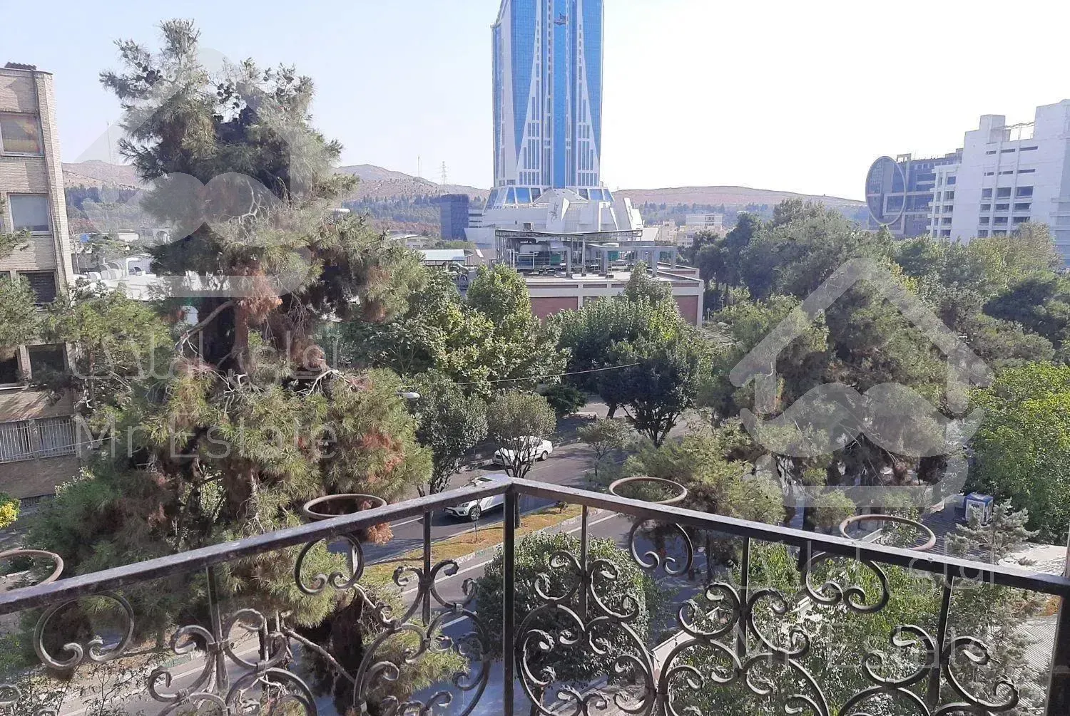 ۹۵ متر فلکه اول تهرانپارس