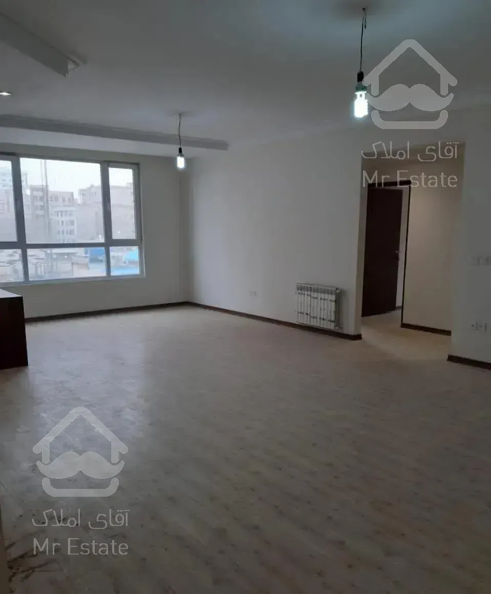 ۱۱۷متر سه خواب مجتمع هما ، ریاحی (کلید نخورده)