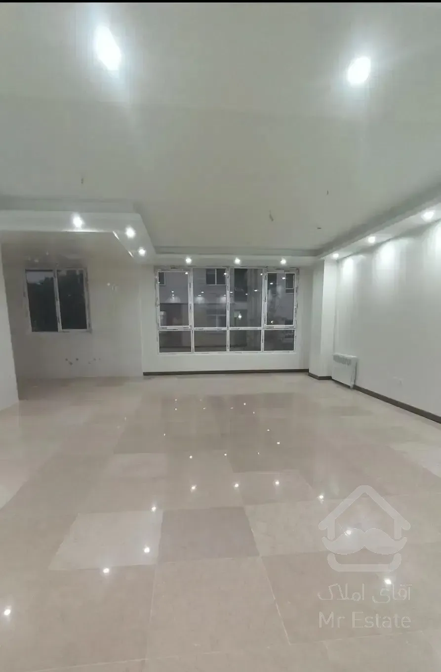 ۱۳۰ متر ۳ خوابه نوساز فول امکانات(اردیبهشت جنوبی)