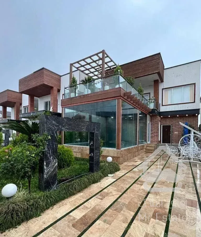 ویلا مدرن شیک دیدن این ویلارو از دست ندین