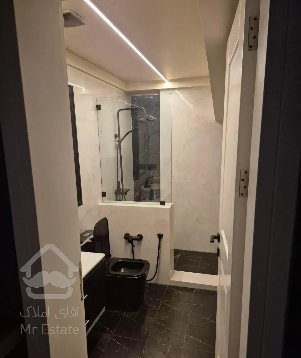 آپارتمان ۱۵۰ متری ۳ خوابه کلید نخورده