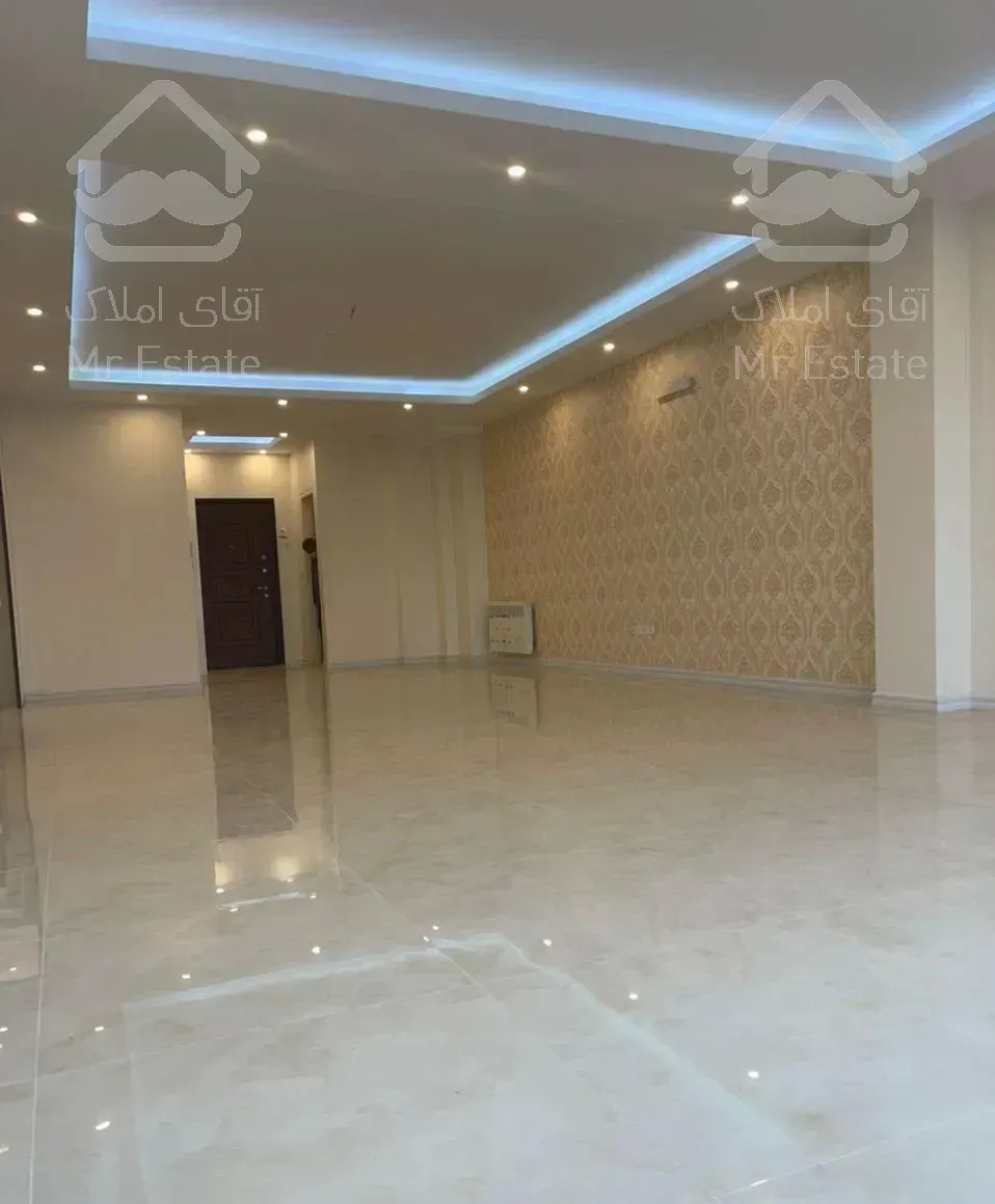 آپارتمان۱۵۰متر نوساز فول امکانات غرق نور لارستان