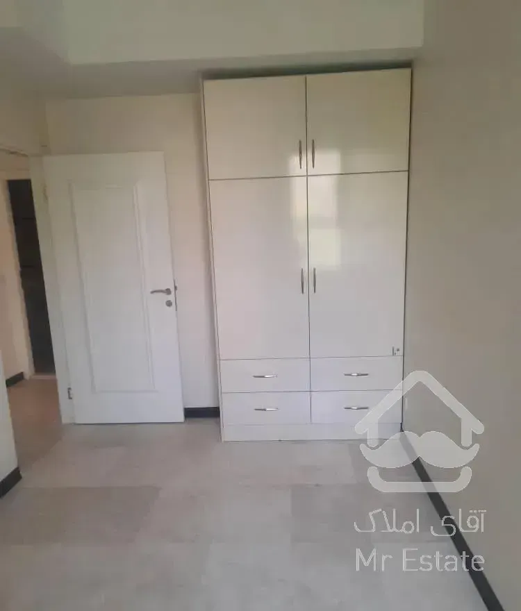 آپارتمان ۱۱۷ متری ۲ خواب مستر