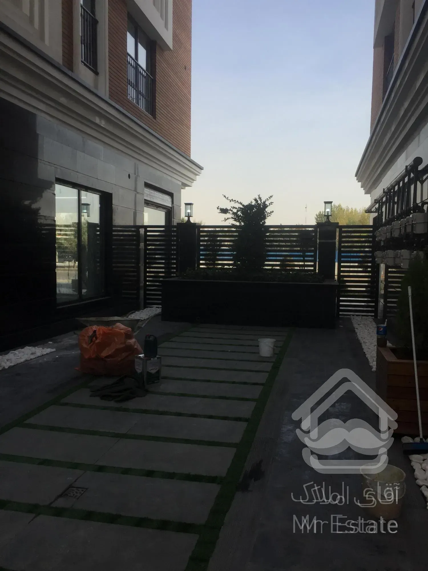 خرید واحد ۵۰ متری / اقساطی / ویو ابدی/ چیتگر