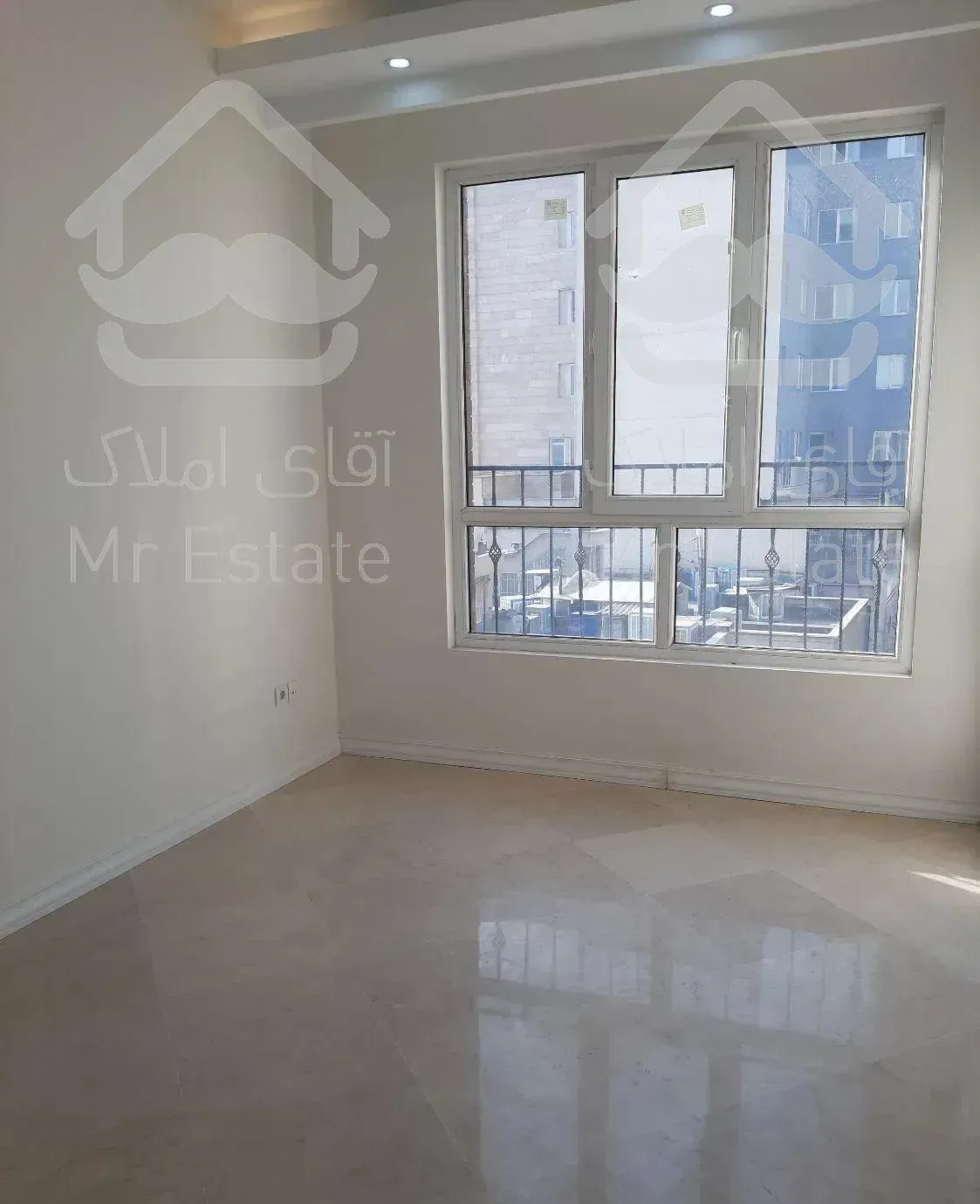 نوساز 110 متر شریعتی اندرزگو حکمت