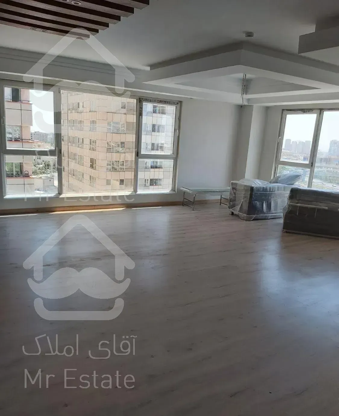 آپارتمان سه خوابه طبقه ششم صدوپنجاه هشت متر