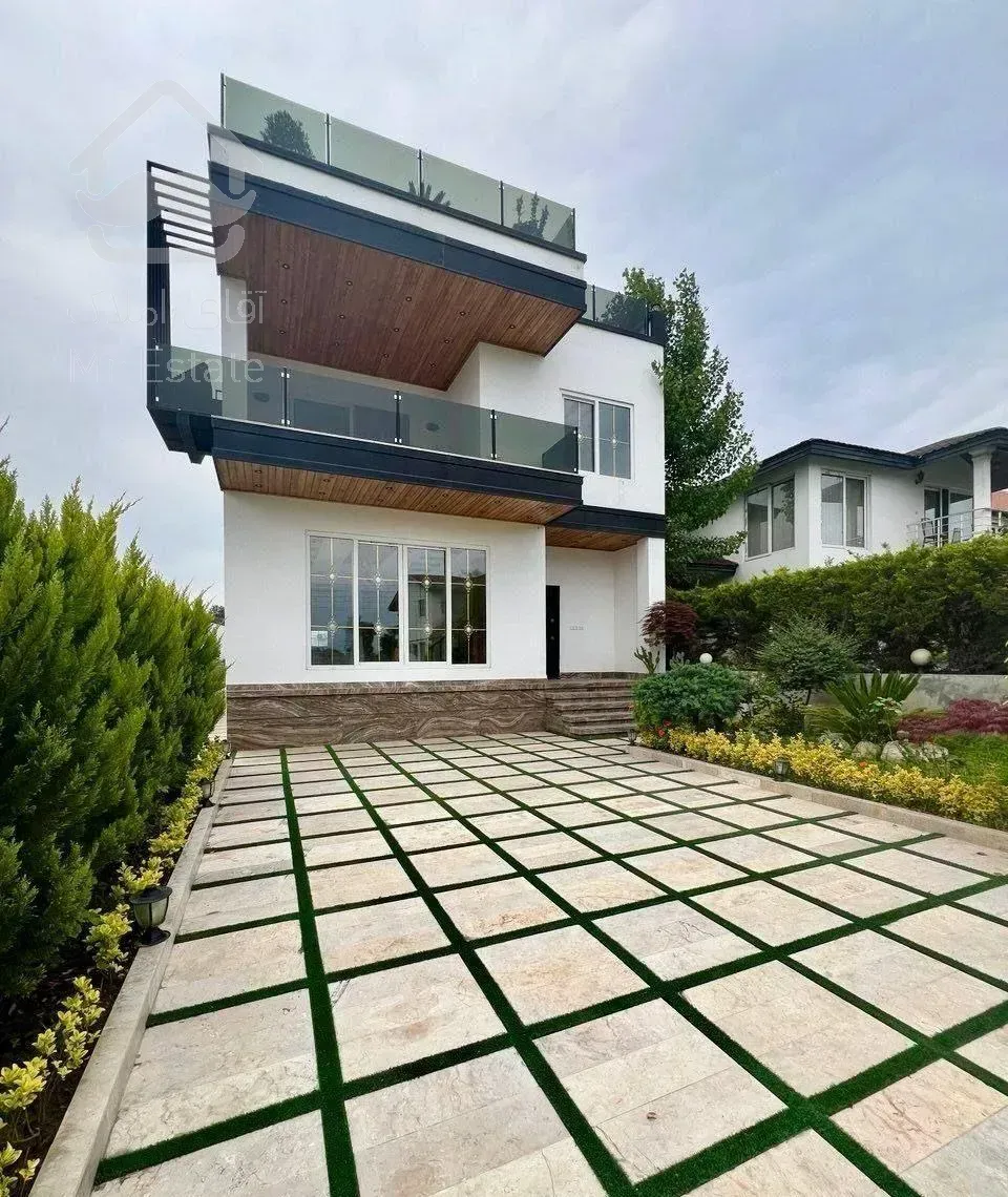 ویلادوبلکس نوساز۳۳۰متری-روفدار-ویوابدی-رویان