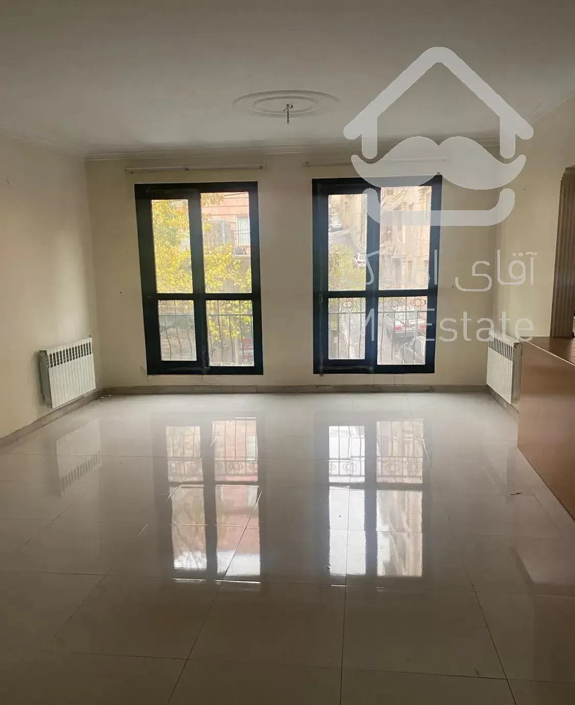 ۹۰ متر آپارتمان واقع در لویزان