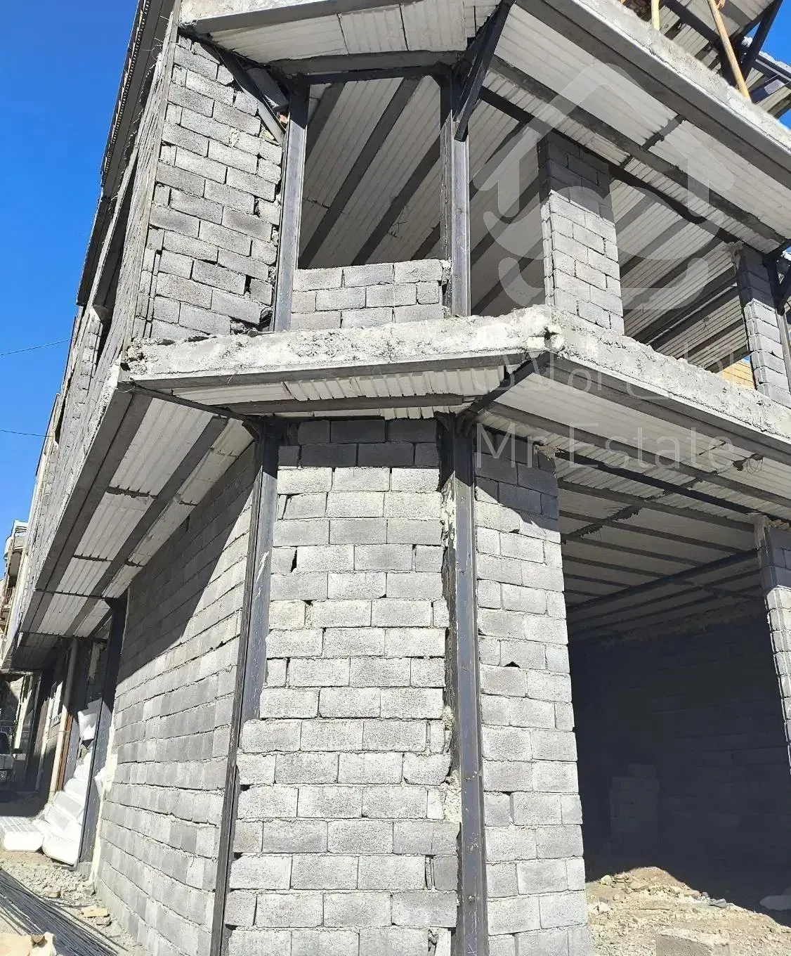 طبقه اول /عبور مجزا /دو خواب در شهرک دوشان