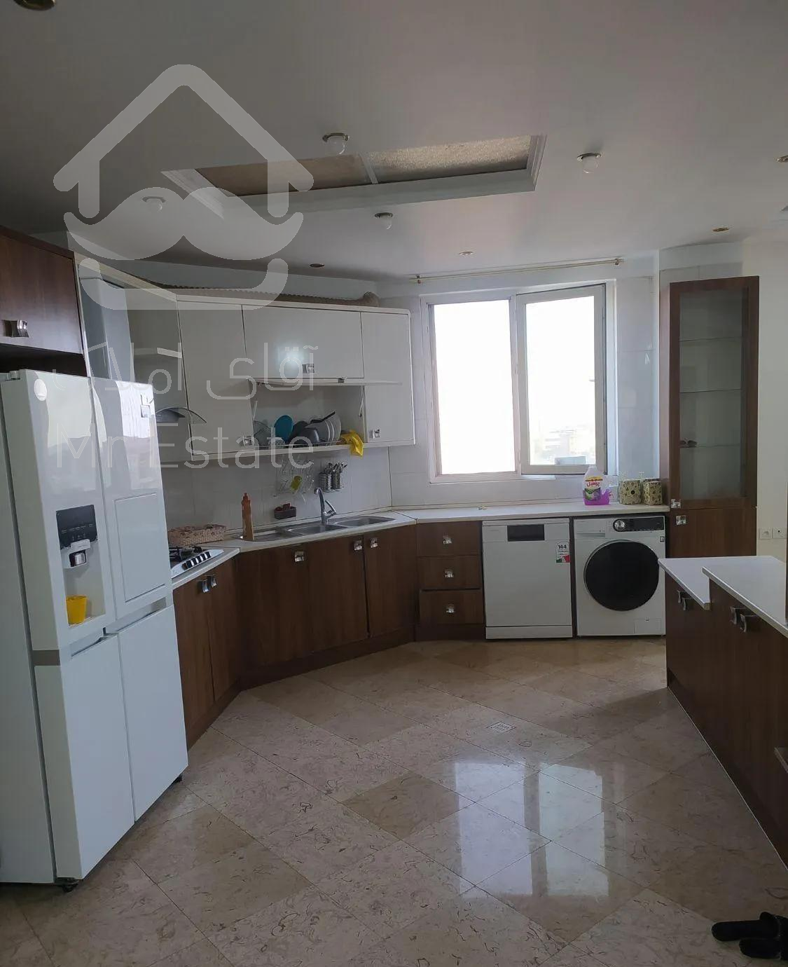 آپارتمان ۱۴۵ متری سه خواب (عکس متعلق به واحد)