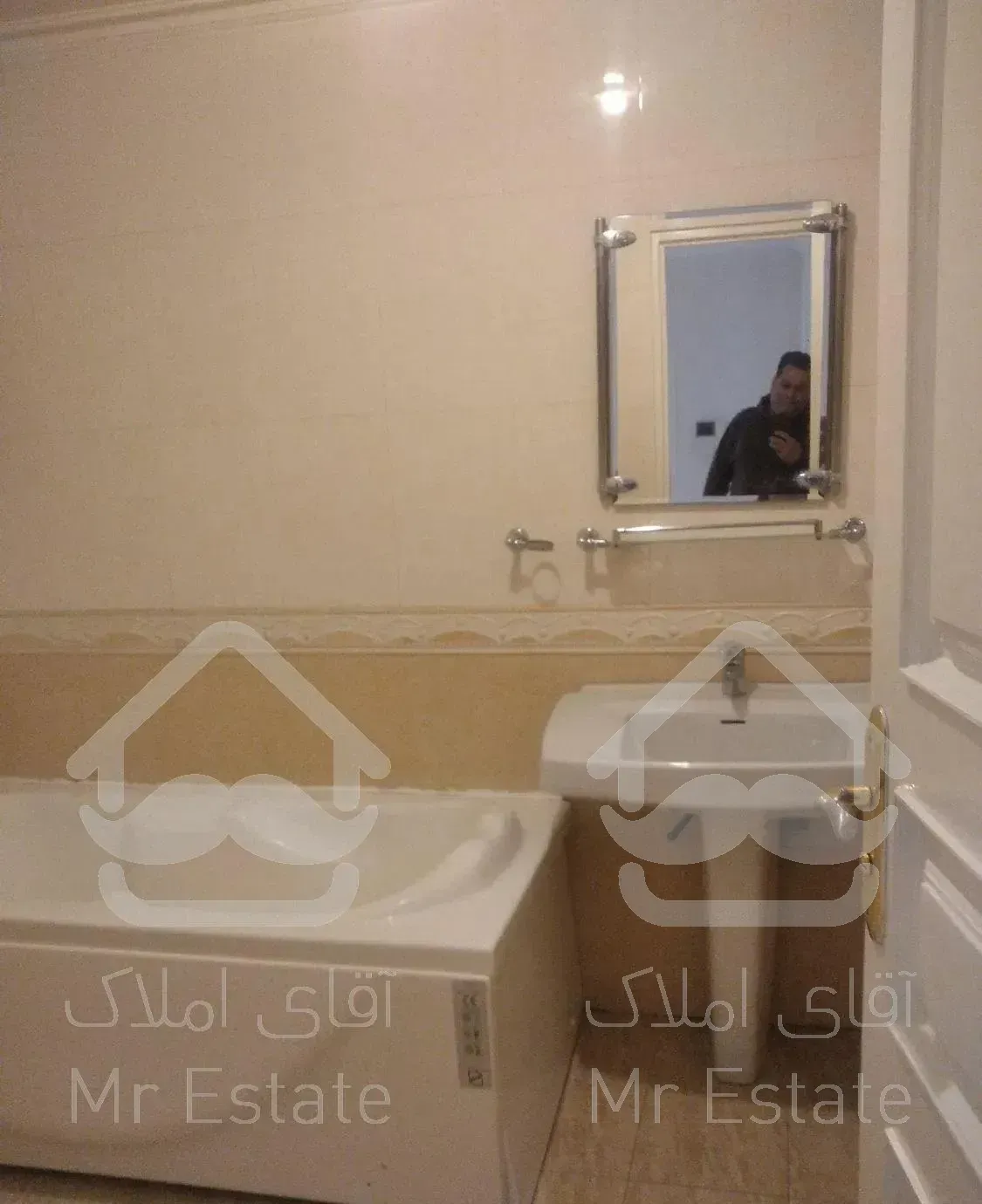 ۱۵۵متر ۳خواب رهن و اجاره اختیاریه