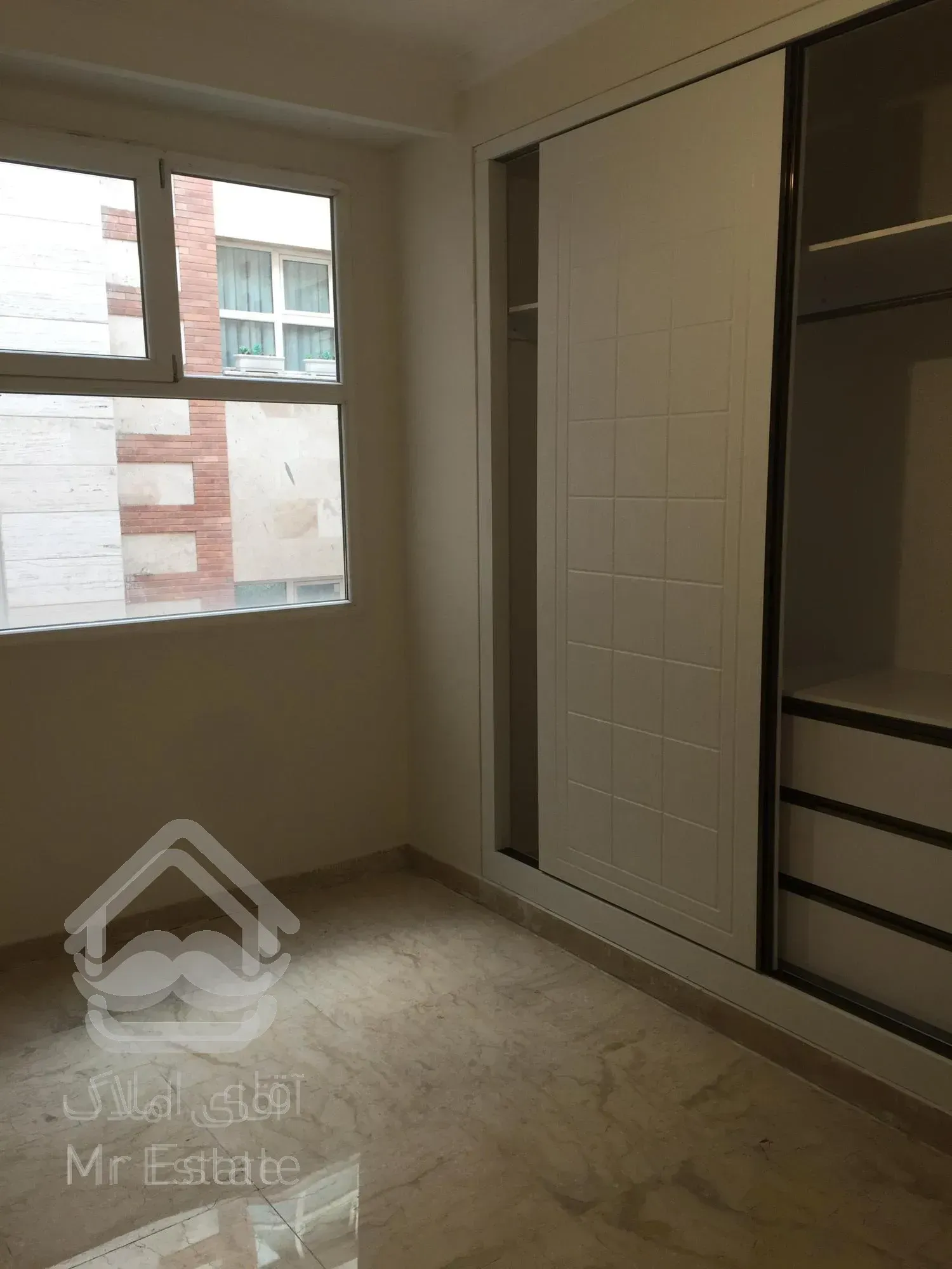 آپارتمان ۸۷ متری ۲ خواب