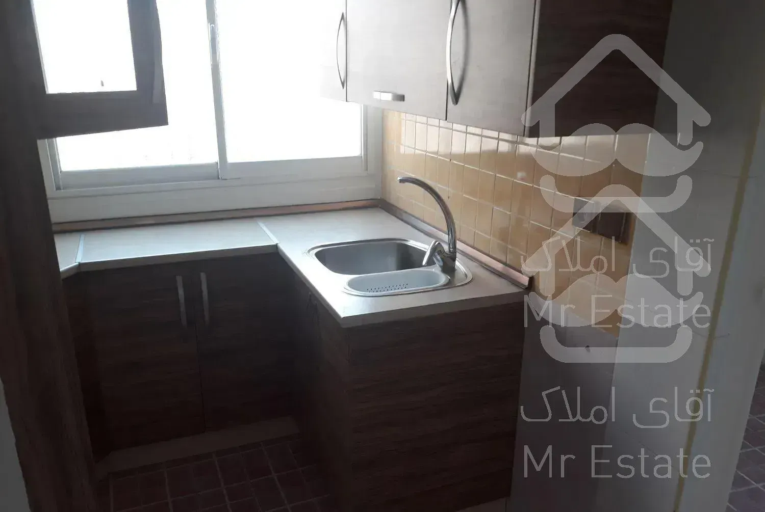 62 متر فلت موقعیت اداری