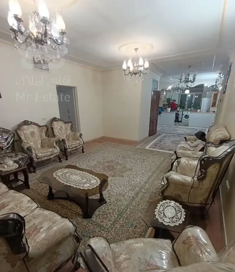 اپارتمان ۹۳متری‌ با پارکینگ