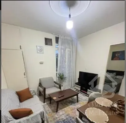 ۴۱ متر با پارکینگ غیر مزاحم طبقه دوم کاسبی