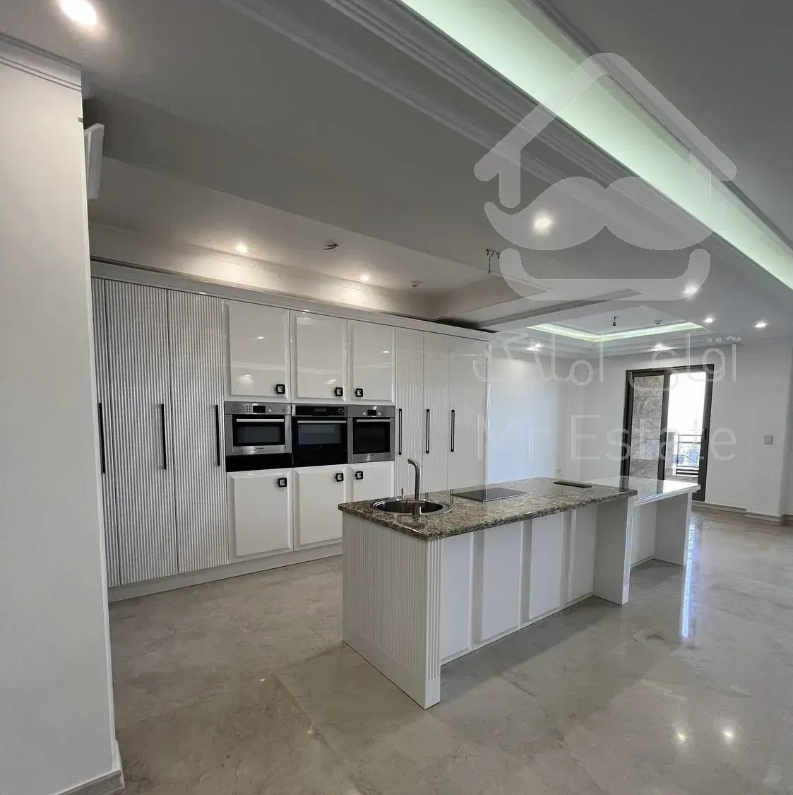 فروش واحد نور مستقیم کم واحد تاپ لوکیشن