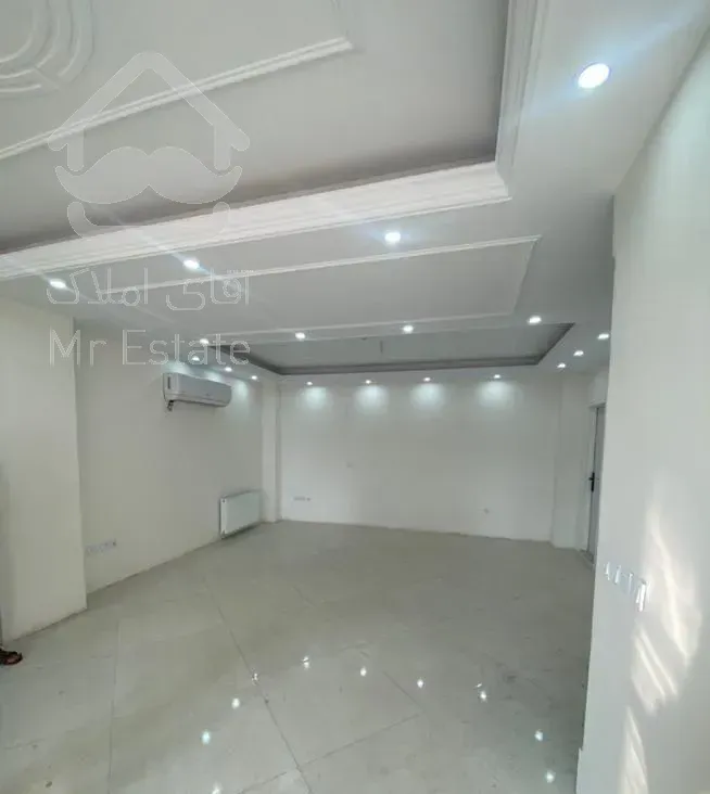 ۶۵ متـری کلیـد نخورده با پارکـینگ / در ارجمندی راد