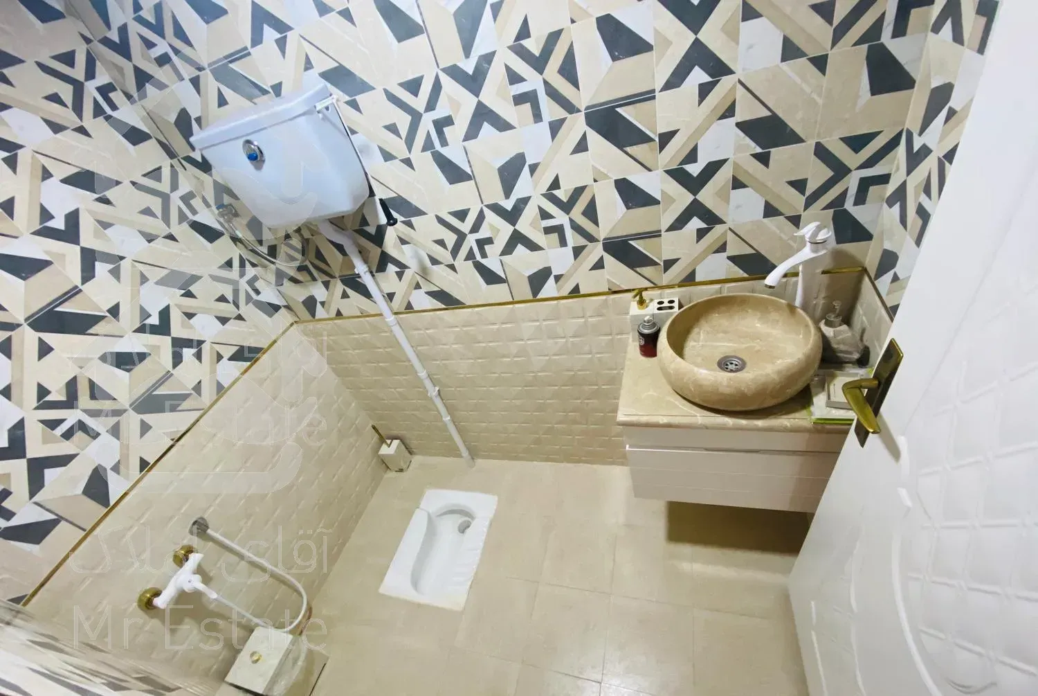 ویلا اجاره ای دربست نوساز رو به دریا