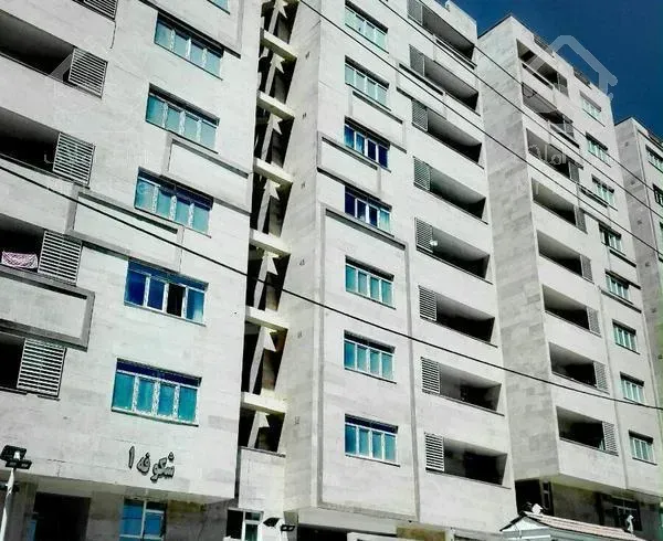 125متراپارتمان نوساز شیک با85مترحیاط اختصاصی