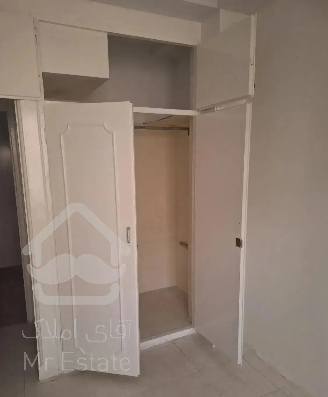 آپارتمان ۱۱۰متری  فول بازسازی دریاچه چیتگر