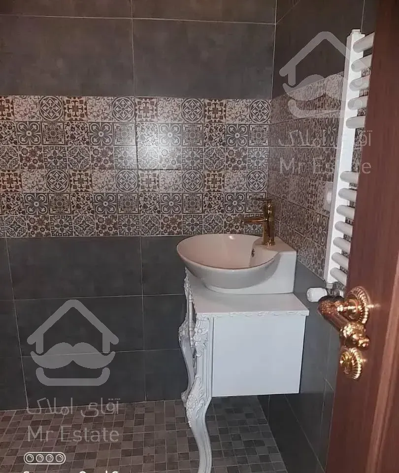 ۱۰۵ متر۲خواب تاپ لوکیشن شمال اندرزگو  کلید نخورده