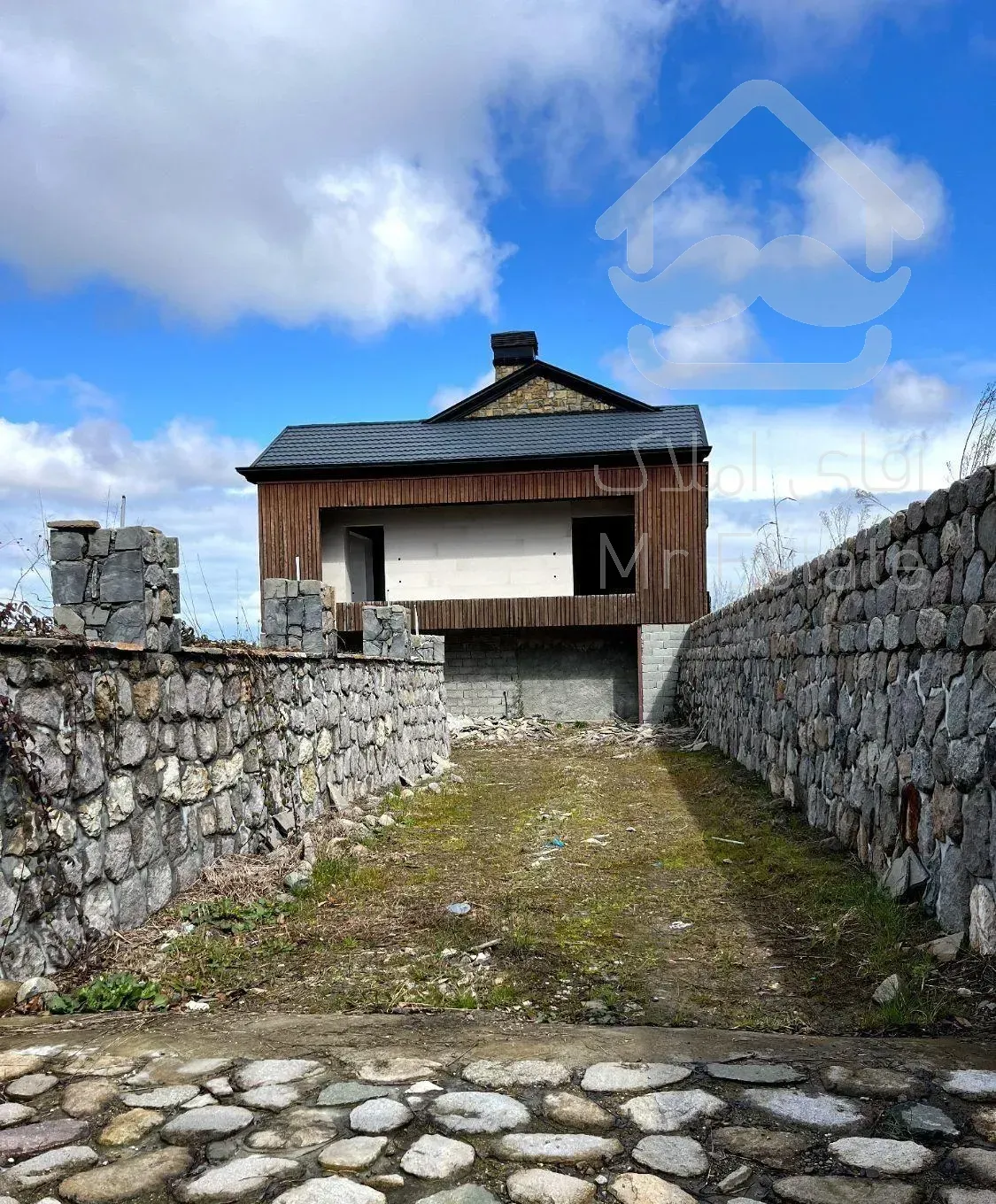 فروش کاخ ویلا ۶۰۰ متری پلاک یک جنگل