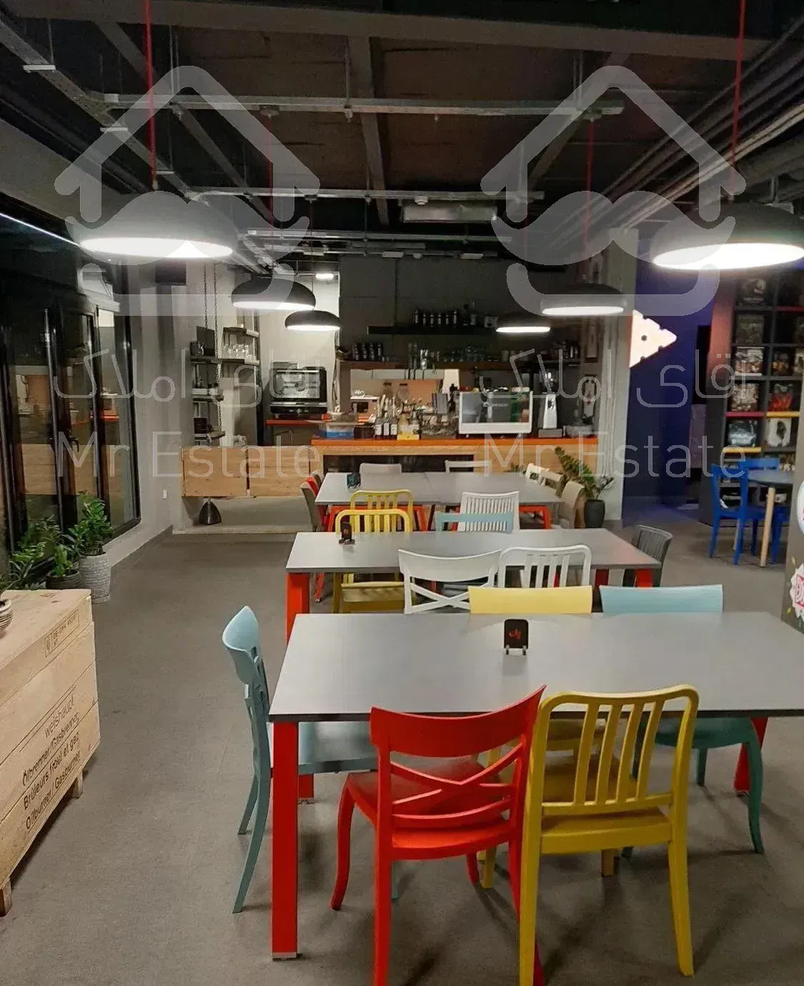 واحد تجاری ۱۳۵ متری