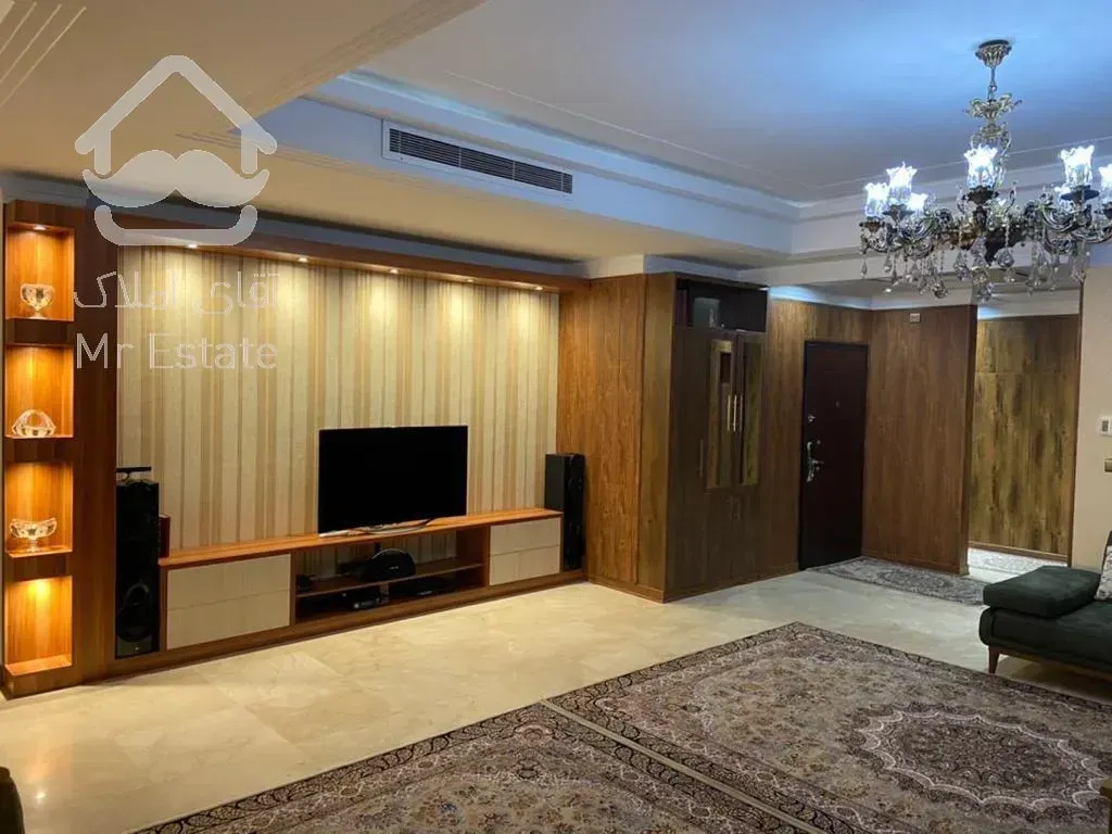 ۱۸۰متر سه خ تک واحدی ‌ ارتش. لاله