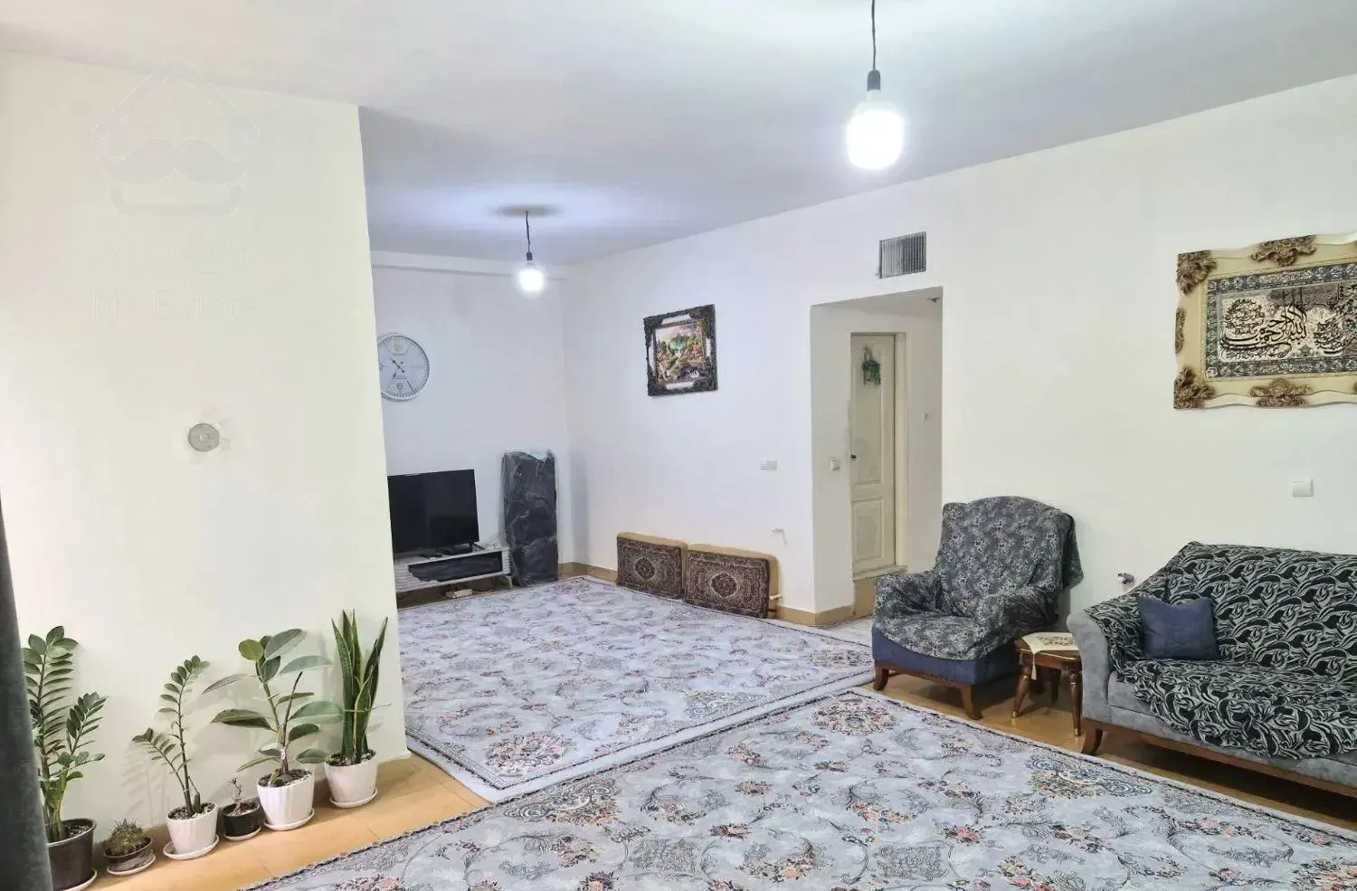 ۸۵ متر دوخواب آسانسور دار