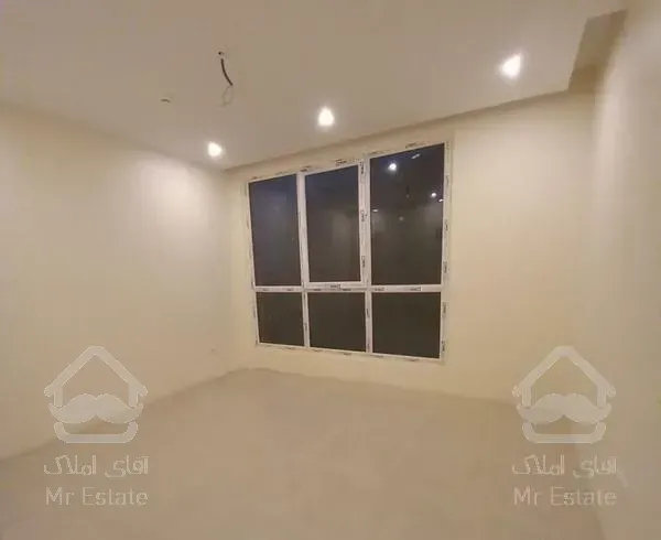 112 متر + میدان اسبی