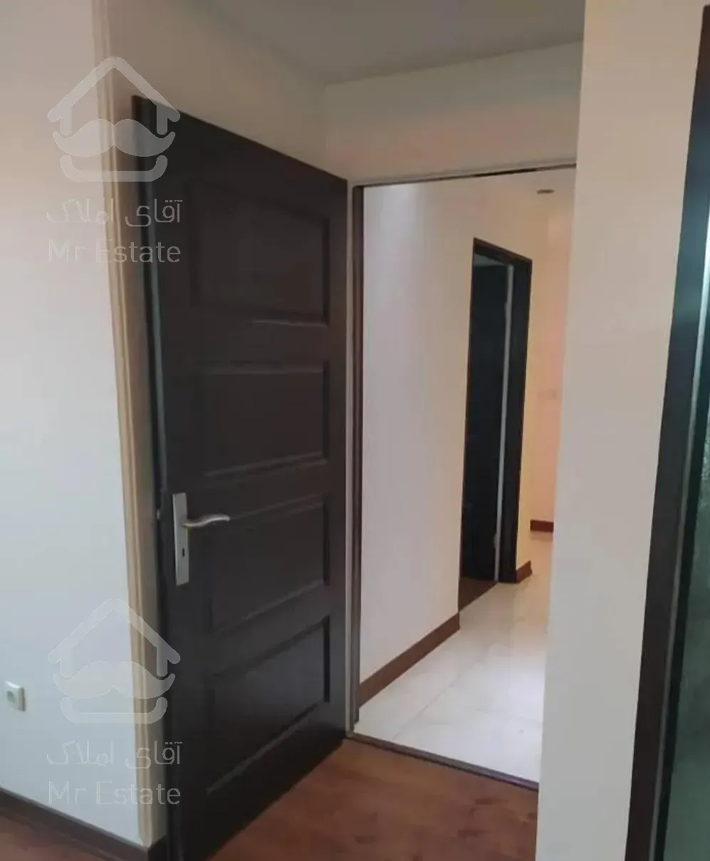 ۱۳۵ متر / ۳ خواب / تخلیه شده