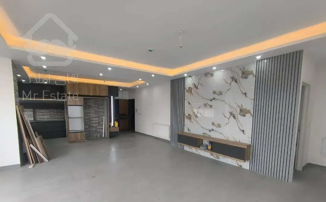 آپارتمان ویو دار طبقه پنجم