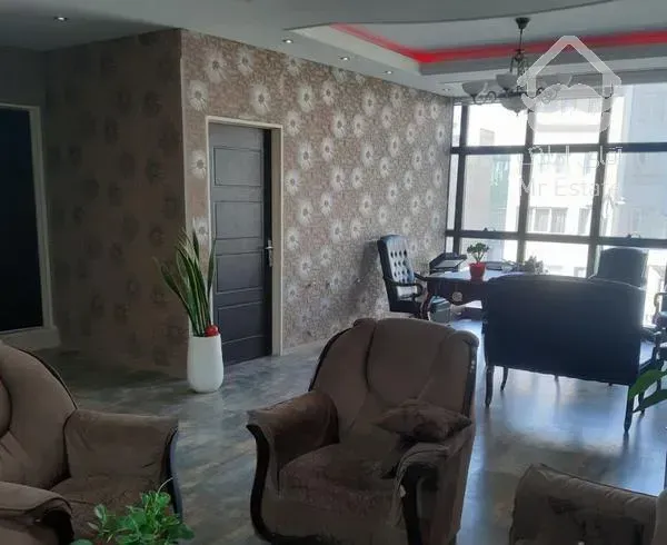 موقعیت اداری به متراژ ۱۷۵
