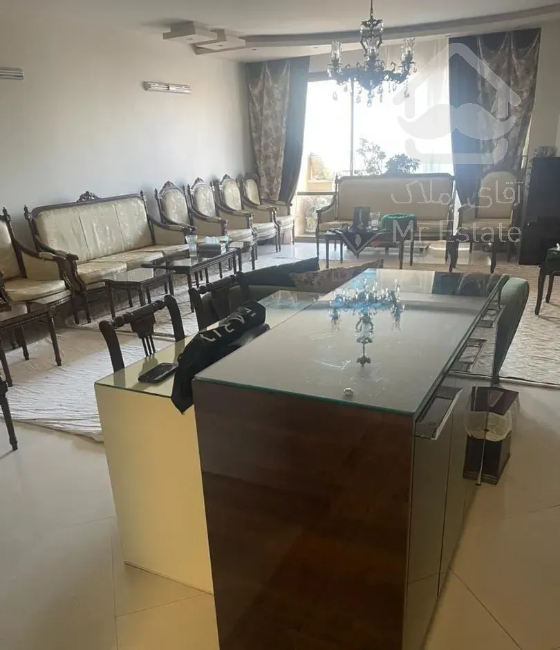 فروش آپارتمان ۱۳۰ متری ۲ خوابه در خواجو