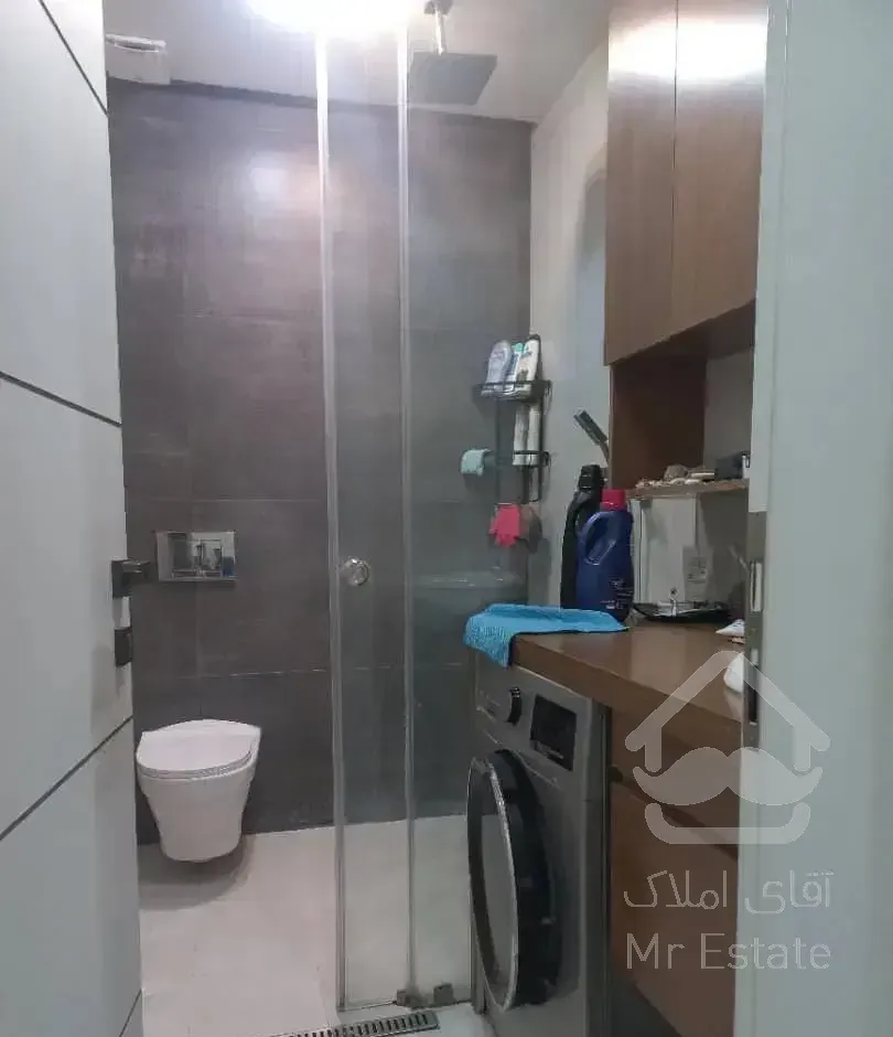 ۱۸۵ متر ۳خواب تک واحدی امیرآبادشمالی‌‌.