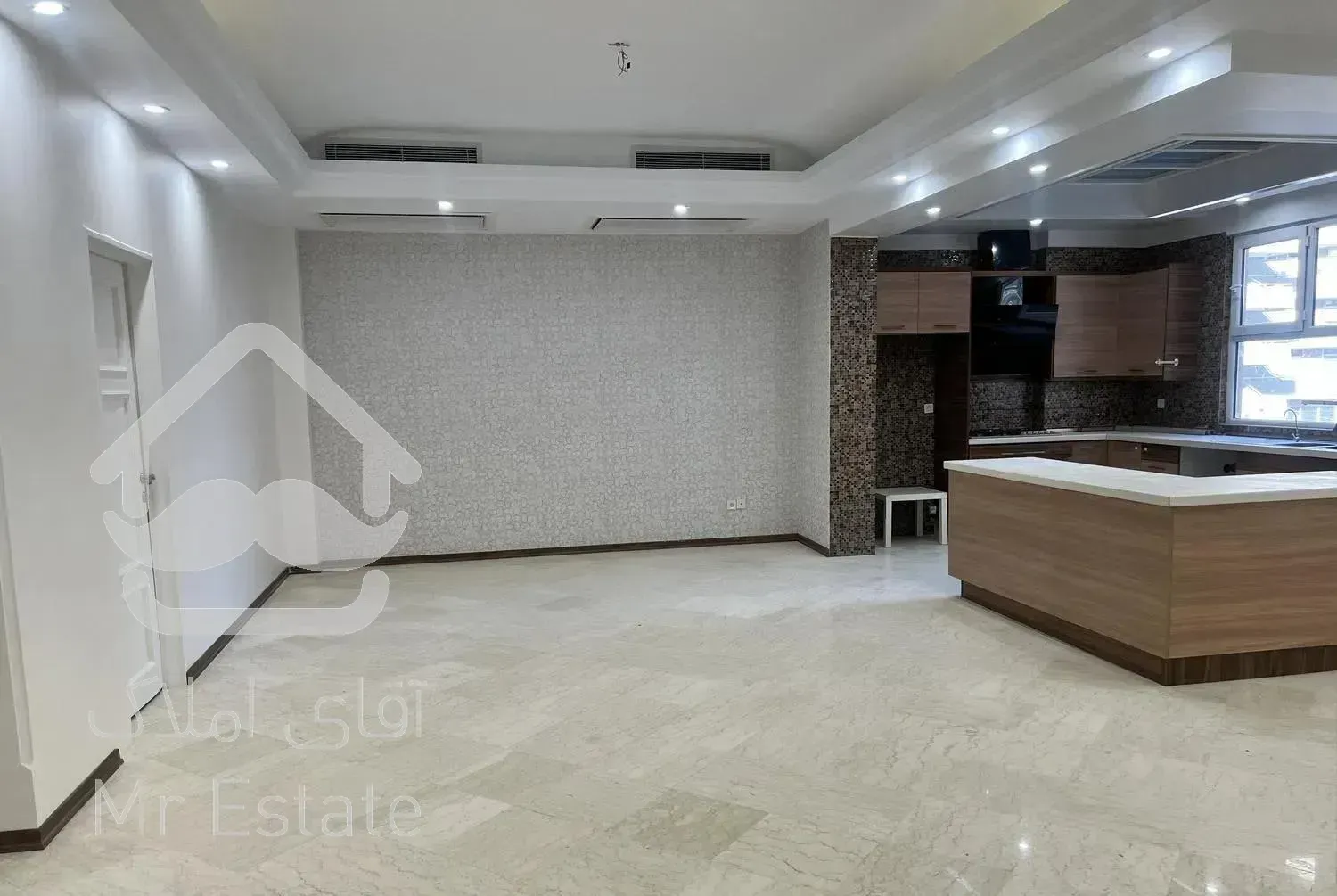 شیراز شمالی ** آپارتمان ۱۱۷ متر