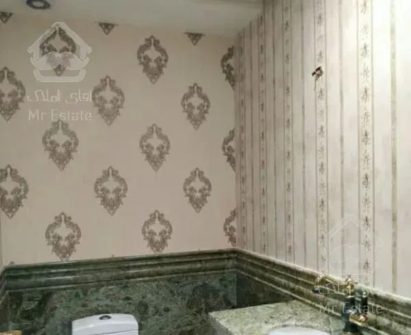 کامرانیه ، ۱۳۶ متر ۲ پارکینگ