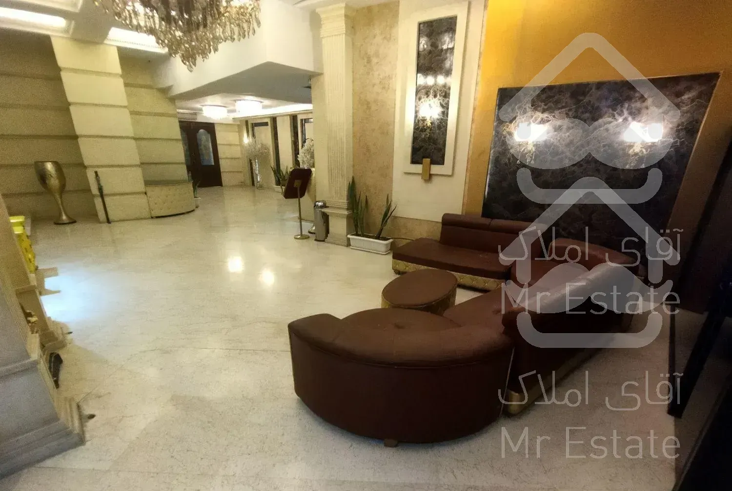 ۸۵۰ متر واحد تجاری با ۲ سالن وسیع