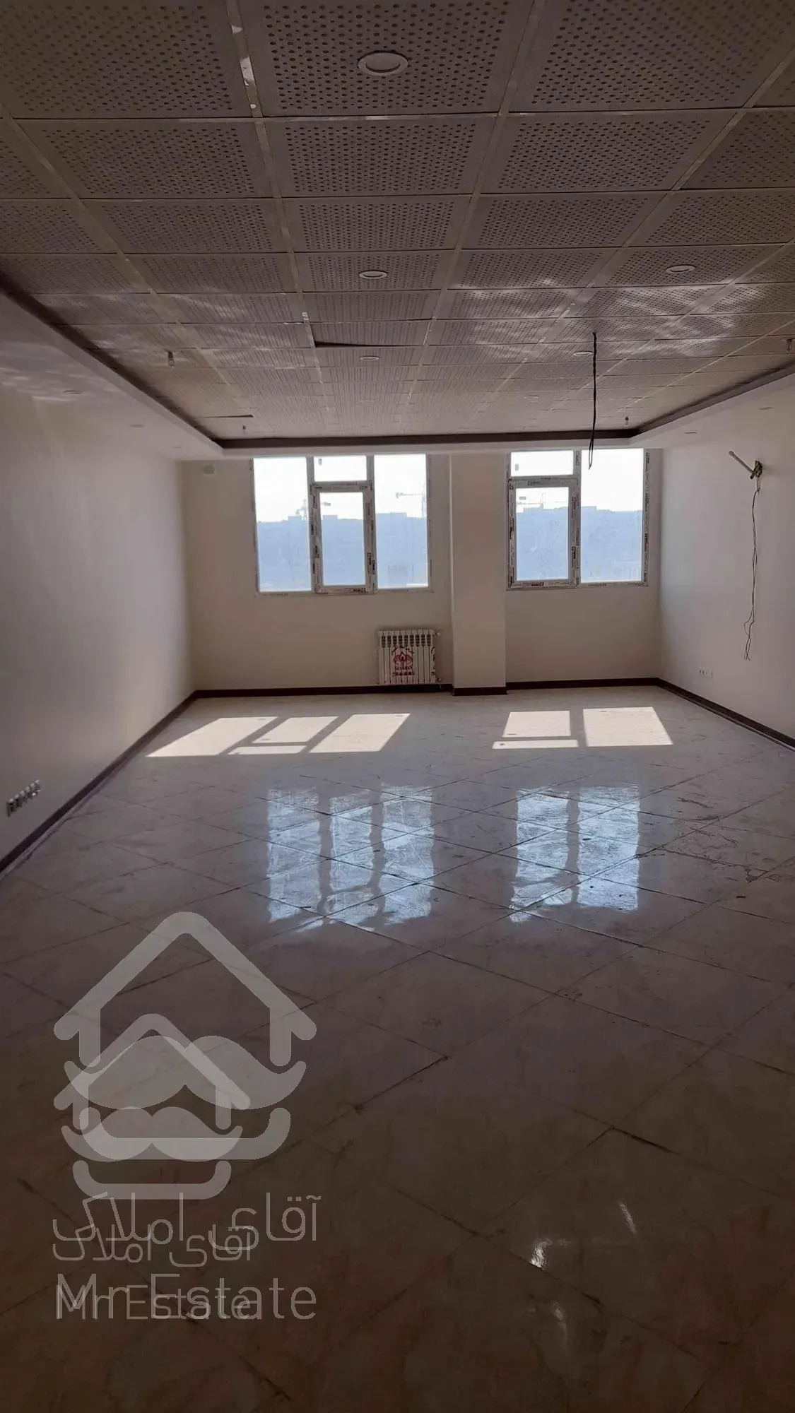 ۷۰ متر اداری بر فردوس شرق